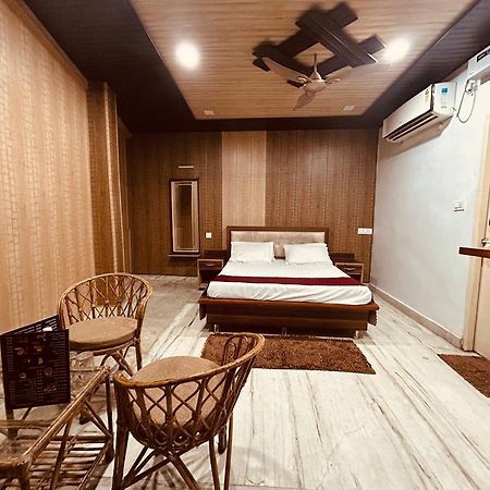 The For You Hotel & Restaurant Rishikesh Ngoại thất bức ảnh