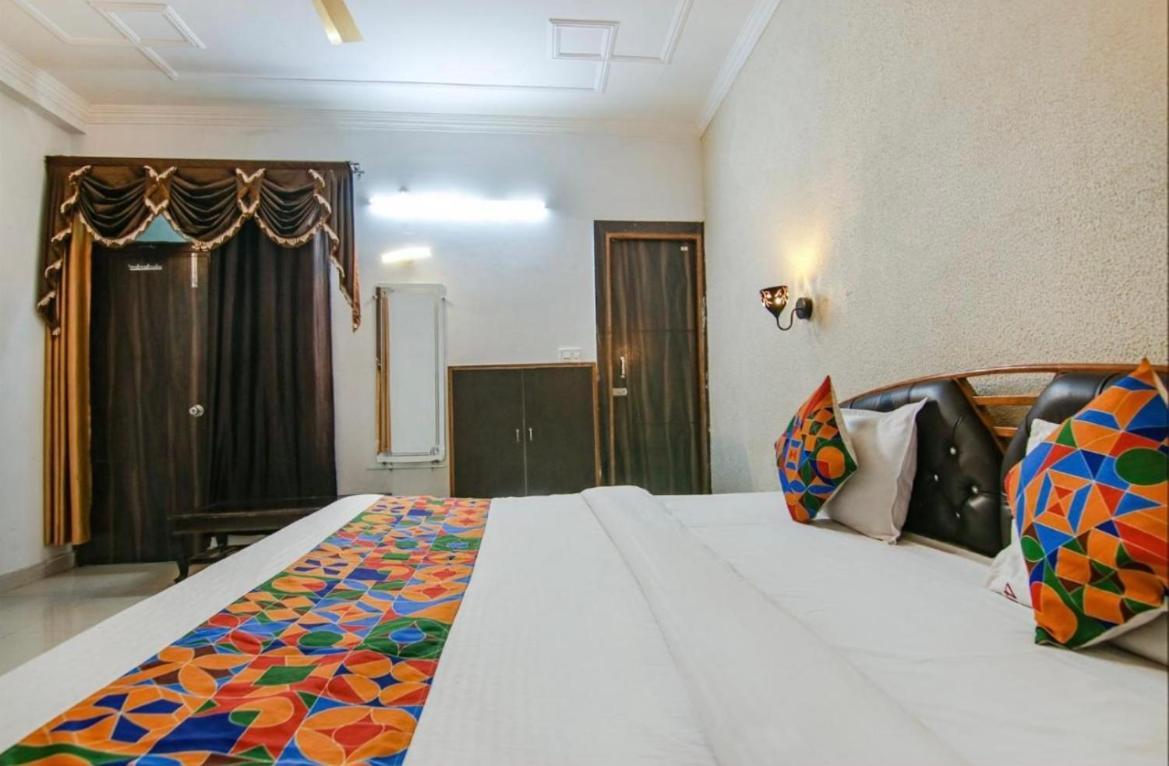 The For You Hotel & Restaurant Rishikesh Ngoại thất bức ảnh
