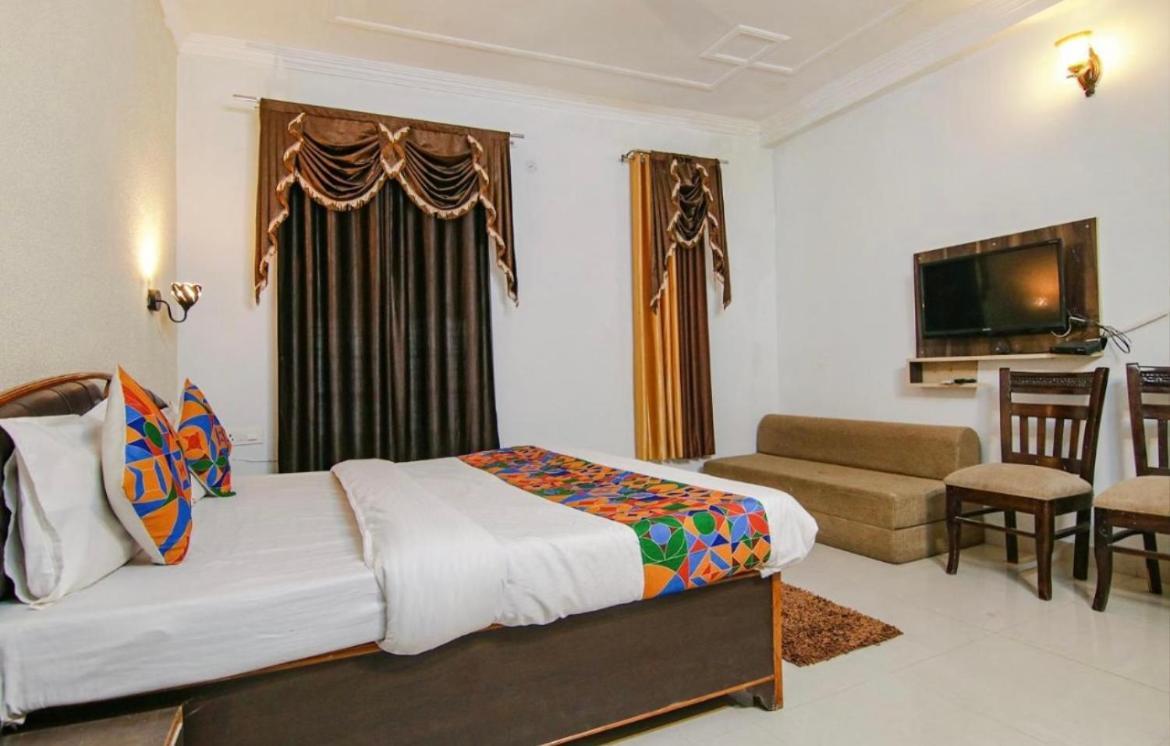 The For You Hotel & Restaurant Rishikesh Ngoại thất bức ảnh