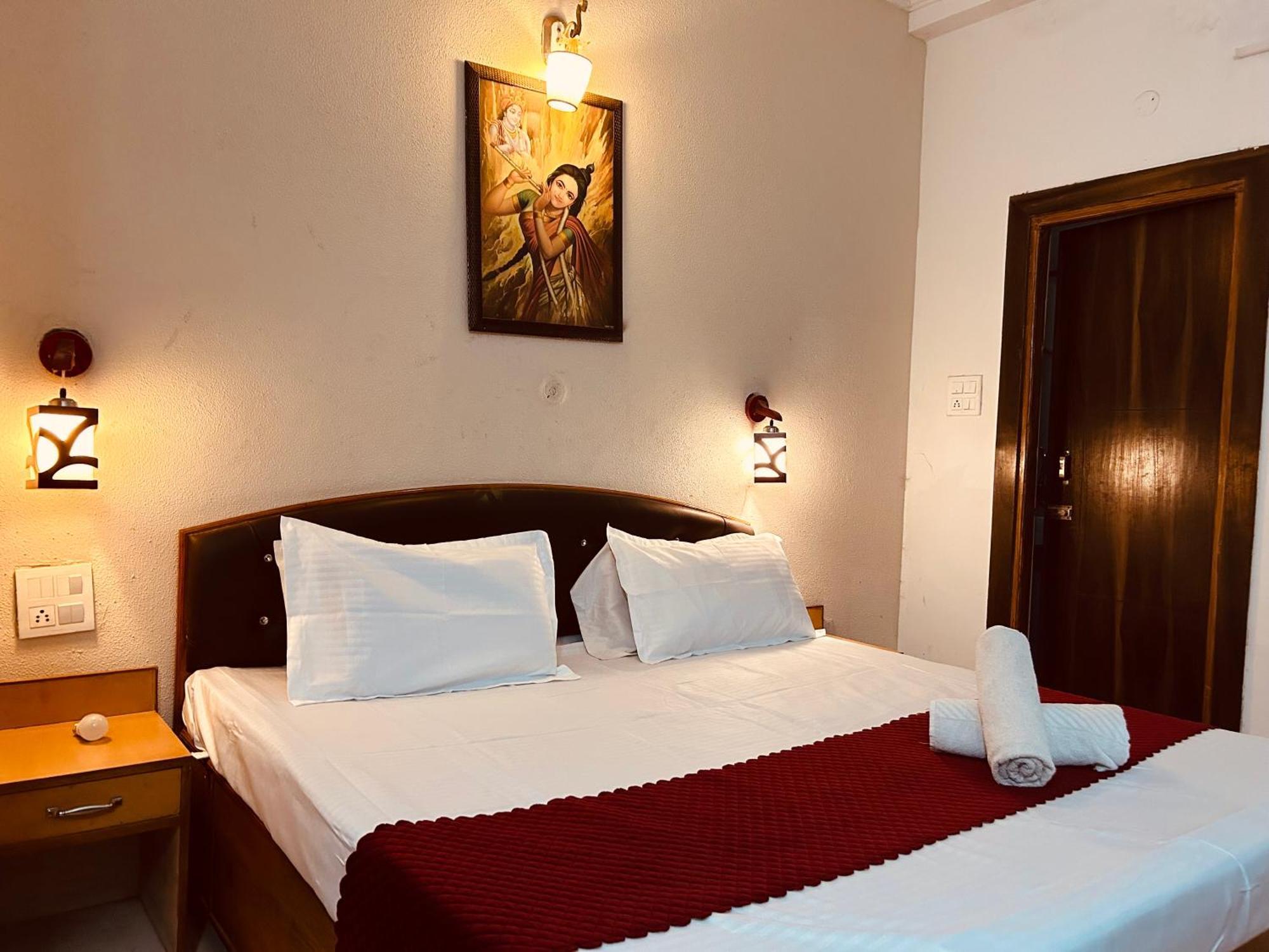 The For You Hotel & Restaurant Rishikesh Ngoại thất bức ảnh