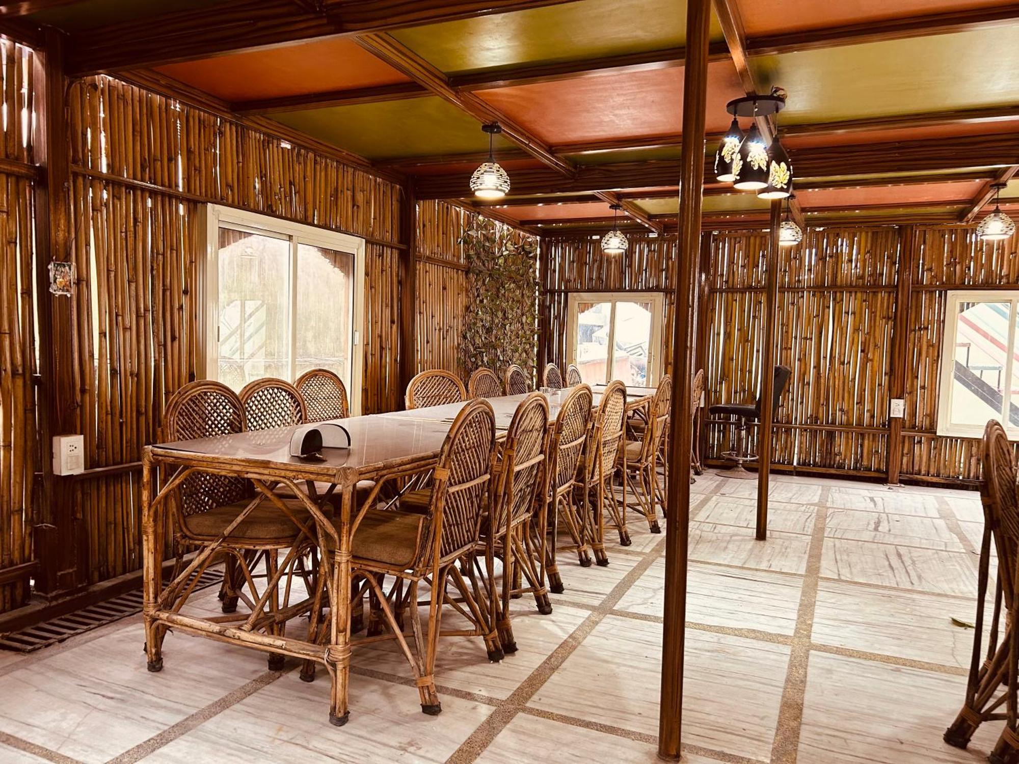 The For You Hotel & Restaurant Rishikesh Ngoại thất bức ảnh